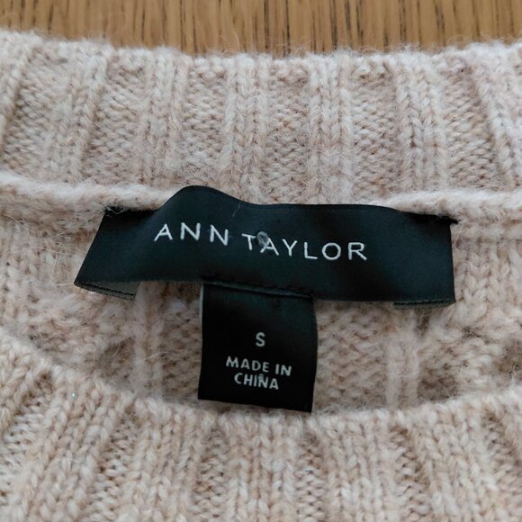 Ann Taylor Alpaca Wool Blend Beige Cable Knit Sweater Small Women Classic Preppy - Picture 8 of 8